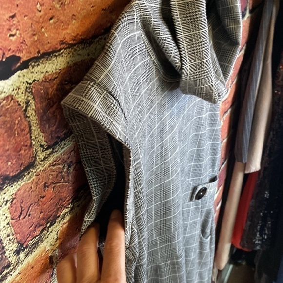 Papillon Grey Pull Over Collared Dress with Pockets Size L - Picture 10 of 17